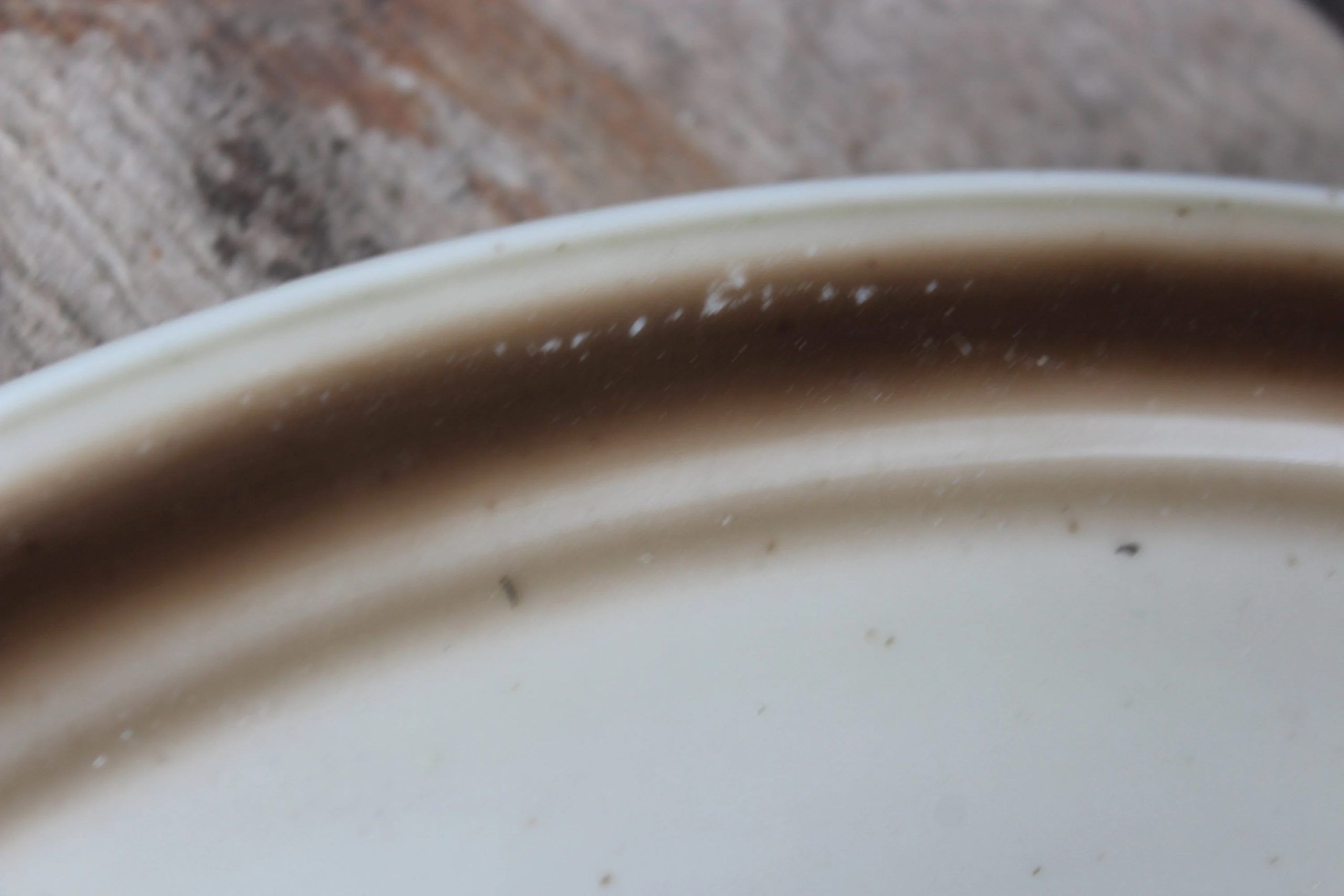 Simple cream-colored ceramic dinner plate - View 3