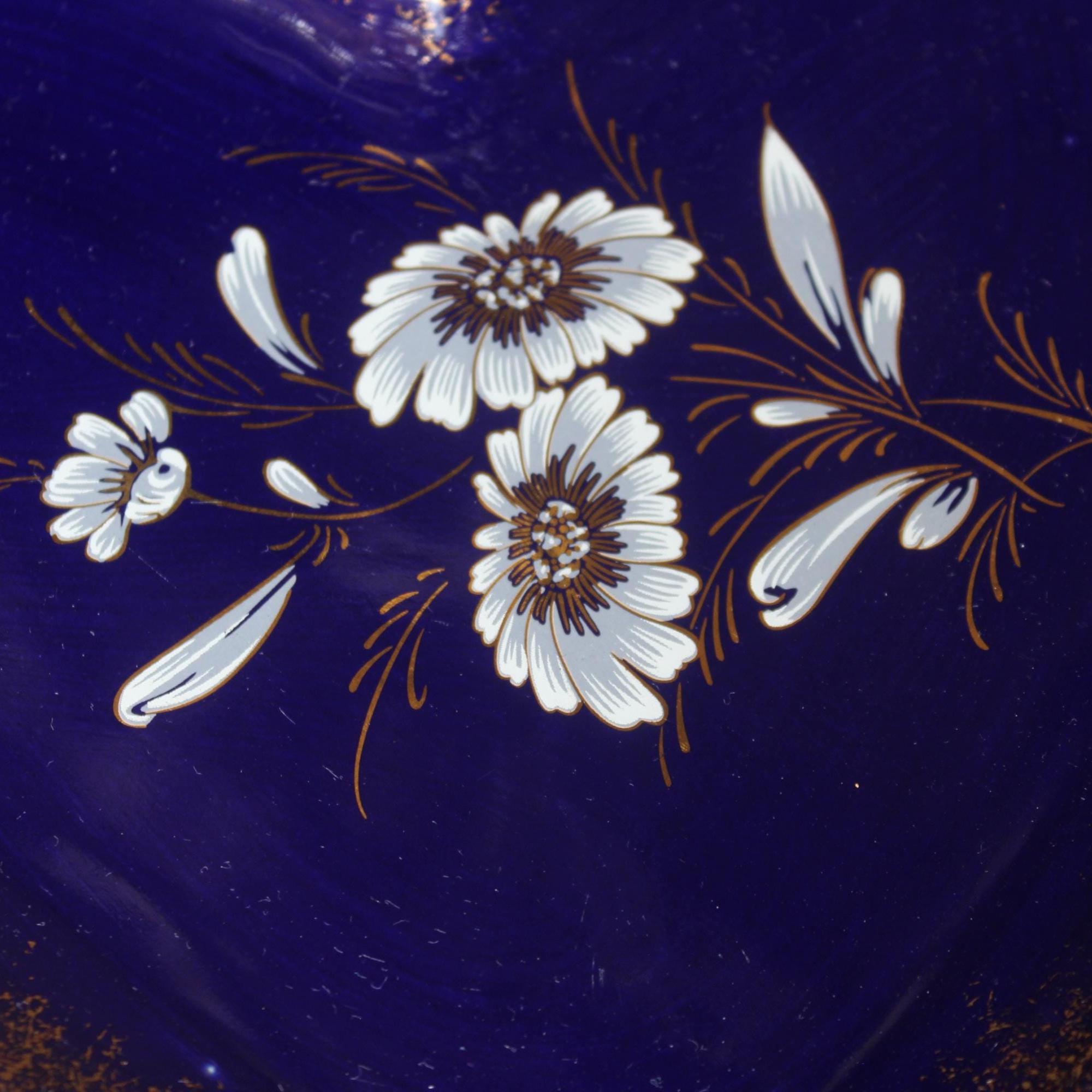 Romantic cobalt blue heart-shaped ceramic plate - View 2